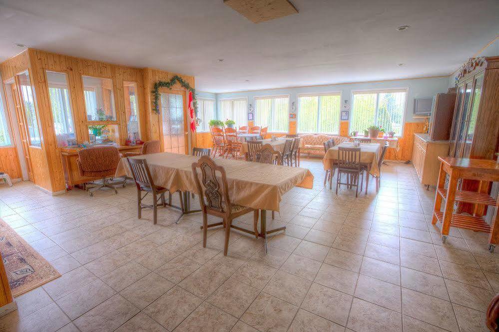 Villa Maria Country Inn Acheson Dış mekan fotoğraf
